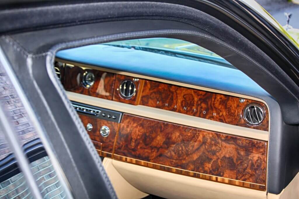 TAG Armored Rolls Royce Phantom Dashboard