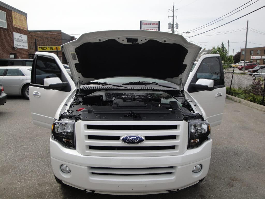 TAG Armored Ford Expedition Engine