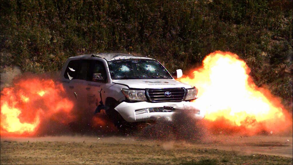 TAG Toyota Land Cruiser (TLC) 200 Series VR7 VPAM Explosion Outdoors