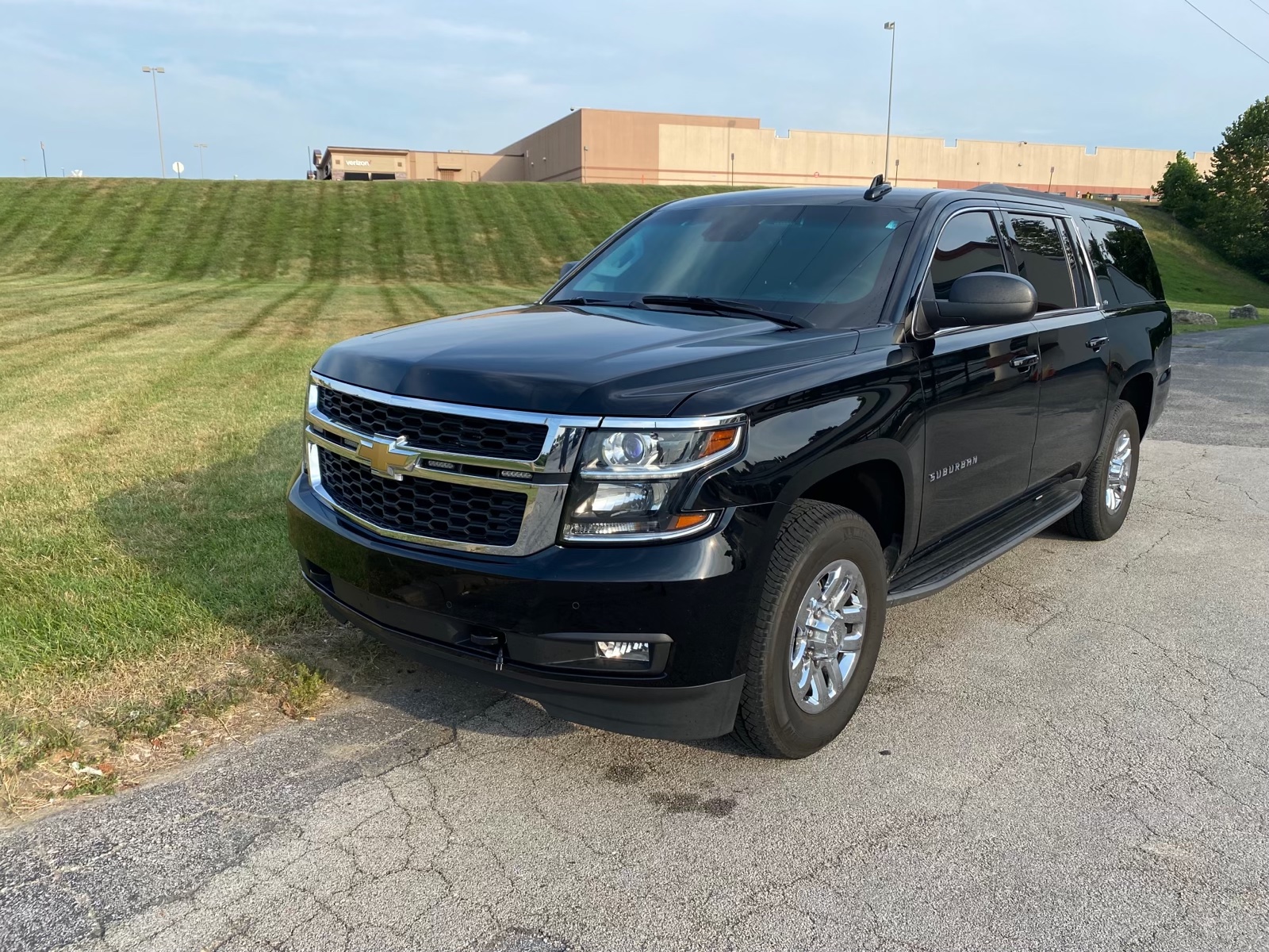 2016 Chevrolet Suburban 3500 LT